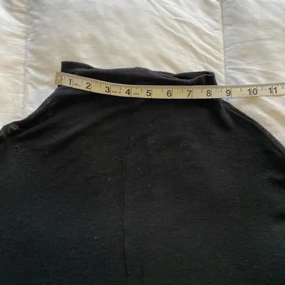 Wilfred  Cropped Turtleneck - Picture 9 of 11